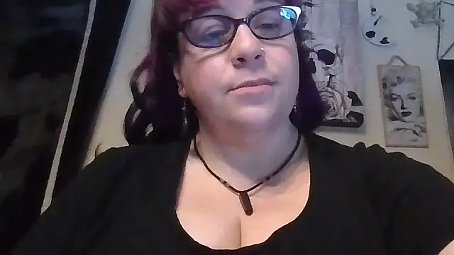 GothyBaby online show from December 2, 2025, 6:47 pm