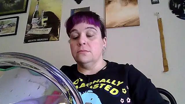 GothyBaby online show from December 17, 2025, 6:03 pm