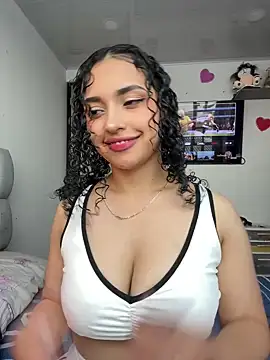 Lucy Marin online show from February 25, 2025, 4:21 pm