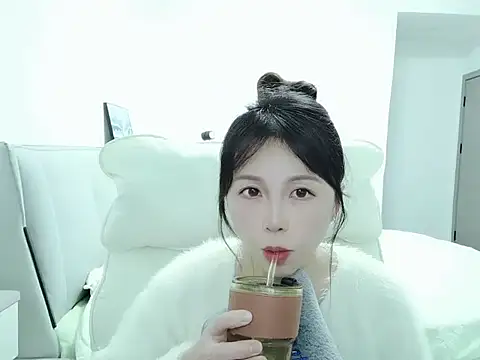 Sunset glow online show from November 25, 2025, 2:28 pm