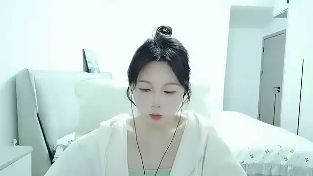 Sunset glow online show from January 12, 2026, 3:06 pm