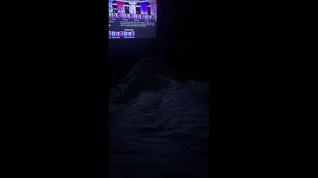 Snapshot of petuletra chatting on October 18, 2025, 11:05 pm petuletra online show from October 18, 2025, 11:05 pm