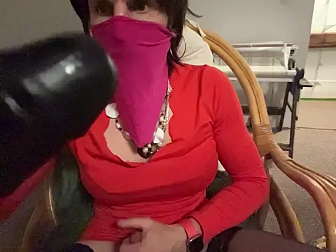 Snapshot of petuletra chatting on November 21, 2025, 11:03 pm petuletra online show from November 21, 2025, 11:03 pm