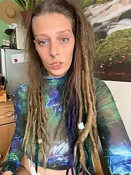 Snapshot of MenaDreadfull chatting on October 2, 2025, 8:43 am MenaDreadfull online show from October 2, 2025, 8:43 am