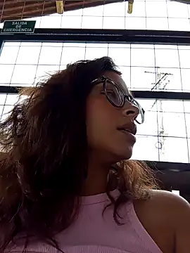 Snapshot of Ivanna2 chatting on December 14, 2024, 5:47 pm Ivanna2 online show from December 14, 2024, 5:47 pm