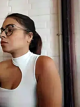 Snapshot of Ivanna2 chatting on January 24, 2025, 6:56 pm Ivanna2 online show from January 24, 2025, 6:56 pm