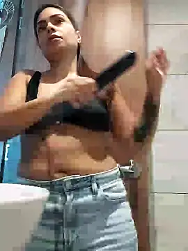 Snapshot of Ivanna2 chatting on January 29, 2025, 3:37 pm Ivanna2 online show from January 29, 2025, 3:37 pm