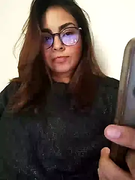 Snapshot of Ivanna2 chatting on January 30, 2025, 12:48 pm Ivanna2 online show from January 30, 2025, 12:48 pm