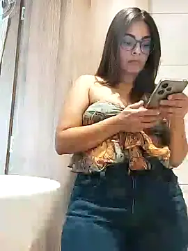 Snapshot of Ivanna2 chatting on January 30, 2025, 9:58 pm Ivanna2 online show from January 30, 2025, 9:58 pm