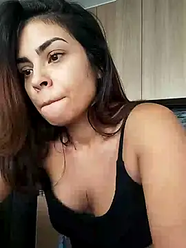 Snapshot of Ivanna2 chatting on January 31, 2025, 12:51 pm Ivanna2 online show from January 31, 2025, 12:51 pm