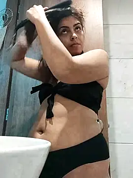 Snapshot of Ivanna2 chatting on February 25, 2025, 6:31 pm Ivanna2 online show from February 25, 2025, 6:31 pm