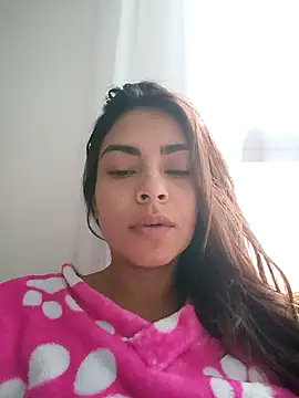 Snapshot of Ivanna2 chatting on September 28, 2025, 11:37 am Ivanna2 online show from September 28, 2025, 11:37 am