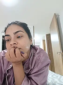 Ivanna2 online show from May 15, 2026, 11:12 pm