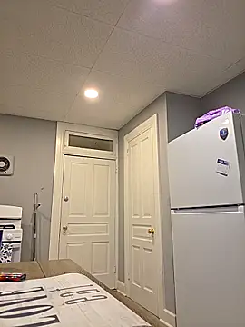 Snapshot of Nikkierosee chatting on January 7, 2026, 12:29 pm Nikkierosee online show from January 7, 2026, 12:29 pm