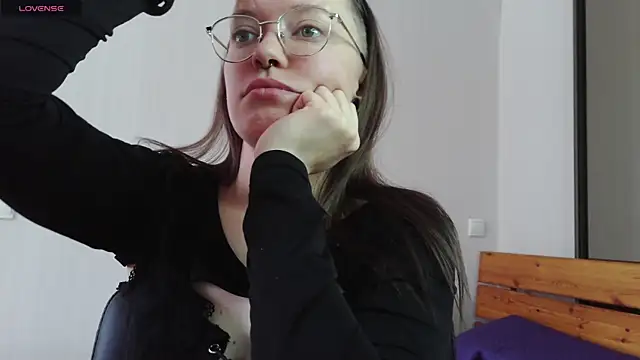 Snapshot of Aelita_bb chatting on March 8, 2026, 11:36 am Aelita bb online show from March 8, 2026, 11:36 am