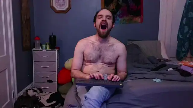 Snapshot of hpluvsplata chatting on January 17, 2026, 12:37 am hpluvsplata online show from January 17, 2026, 12:37 am