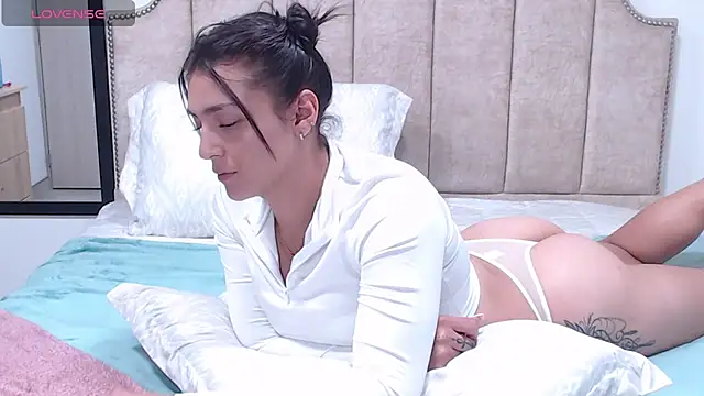 EricaVanderhill online show from February 23, 2025, 1:13 am