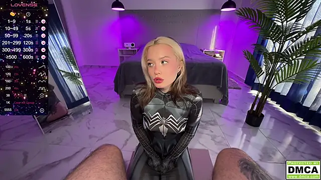 Snapshot of _blowjob_queen chatting on March 13, 2025, 9:59 pm blowjob queen online show from March 13, 2025, 9:59 pm