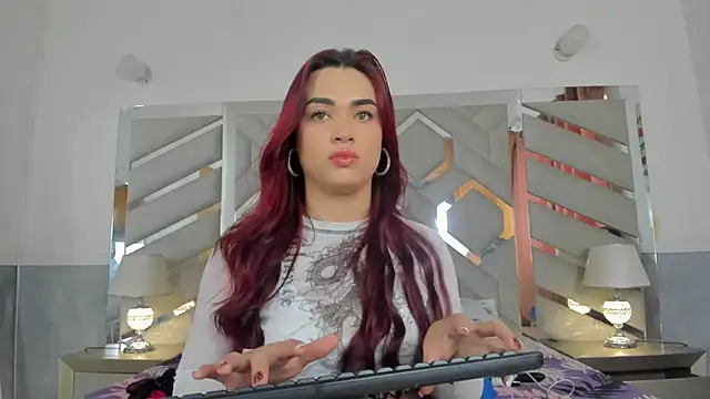 alexandra fire69x online show from February 20, 2026, 2:39 pm