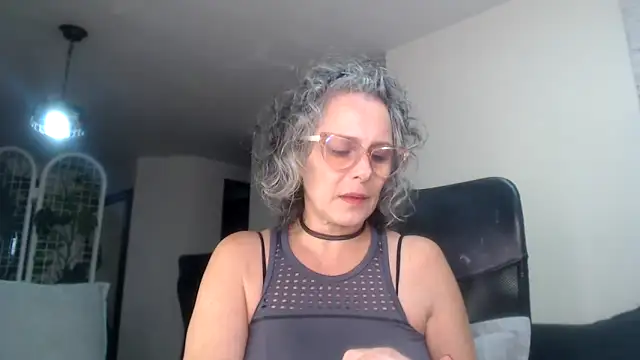 Snapshot of Pinkboobie chatting on February 7, 2025, 6:34 pm Pinkboobie online show from February 7, 2025, 6:34 pm