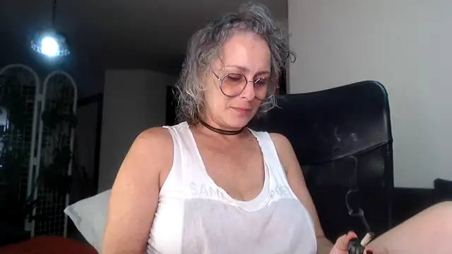 Snapshot of Pinkboobie chatting on February 10, 2025, 5:41 pm Pinkboobie online show from February 10, 2025, 5:41 pm