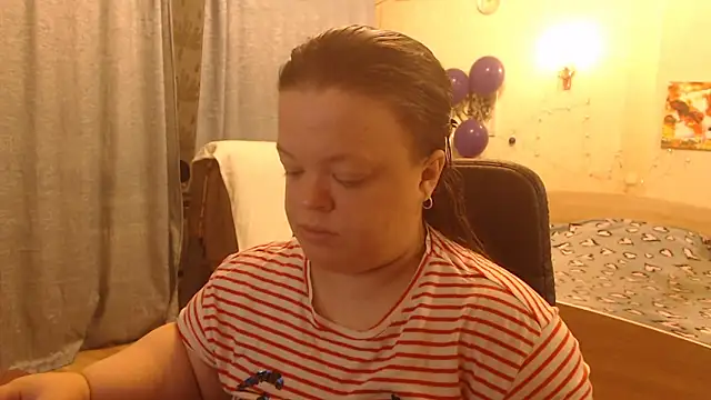 Janiffer MiMi online show from December 28, 2024, 5:46 pm