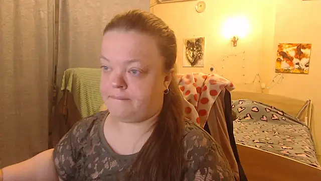 Janiffer MiMi online show from February 8, 2025, 6:22 pm