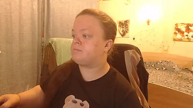 Janiffer MiMi online show from February 25, 2025, 5:47 pm