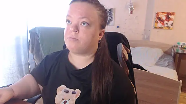 Janiffer MiMi online show from March 13, 2025, 1:18 pm