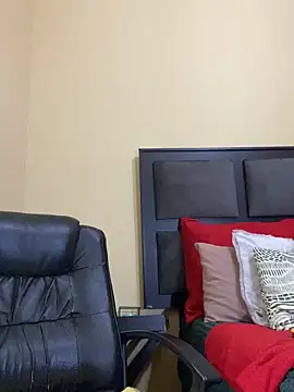 BADFATASS85 online show from October 12, 2025, 10:25 am