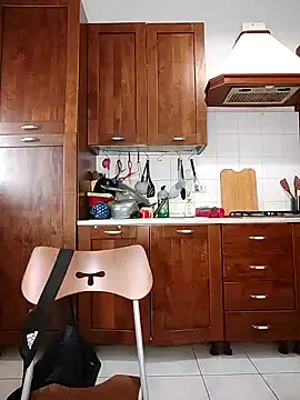 kittenpurrr online show from December 17, 2024, 10:01 am