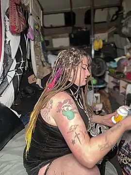 Snapshot of 1-800-FUCKYOU chatting on November 15, 2025, 7:05 am 1-800-FUCKYOU online show from November 15, 2025, 7:05 am