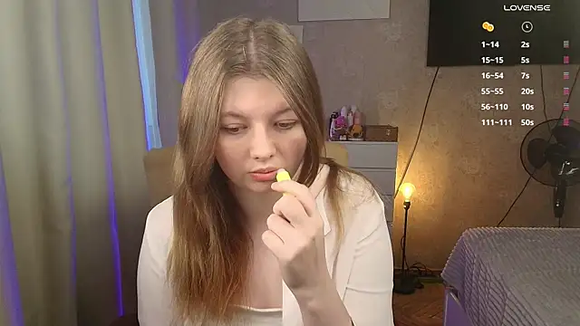 Snapshot of Vivian_cutie chatting on January 18, 2026, 12:31 pm Vivian cutie online show from January 18, 2026, 12:31 pm