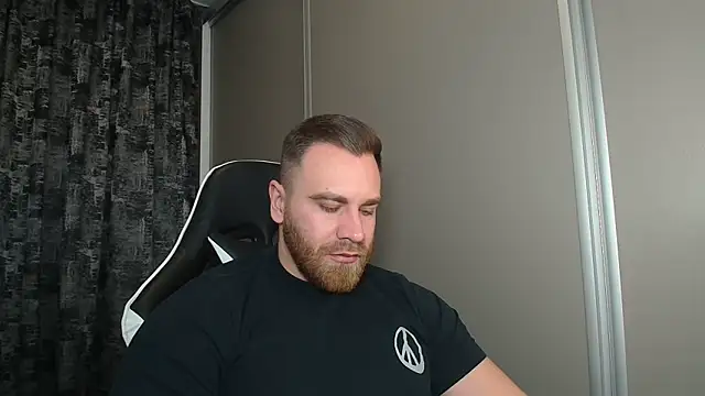 Thori92 online show from November 23, 2025, 2:17 pm