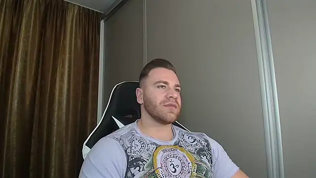 Thori92 online show from December 20, 2025, 4:14 pm