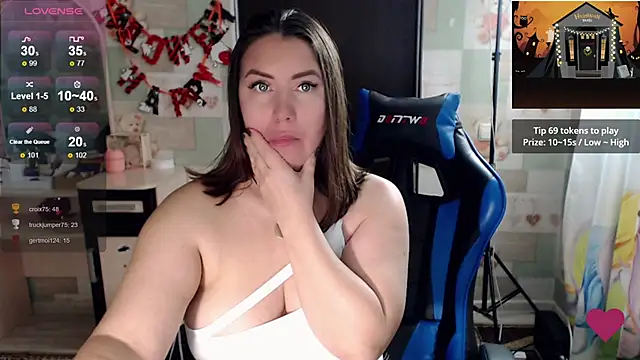 Snapshot of Korolek12 chatting on November 1, 2025, 4:47 am Korolek12 online show from November 1, 2025, 4:47 am