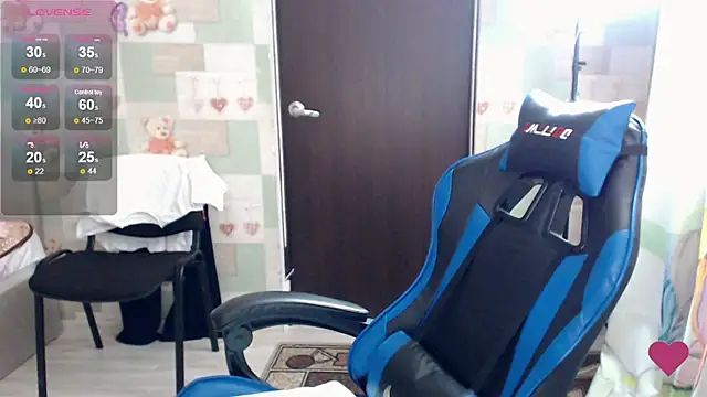 Korolek12 online show from December 22, 2025, 4:53 am