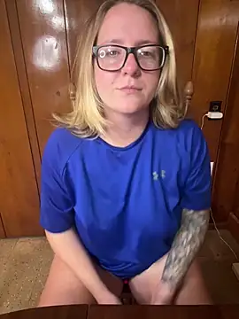 Snapshot of Lizzyloo chatting on November 22, 2025, 1:48 am Lizzyloo online show from November 22, 2025, 1:48 am