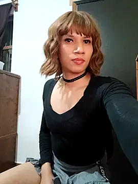 Anna Luisa online show from October 24, 2025, 5:26 am