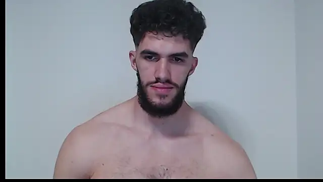 Snapshot of hiddenf chatting on June 19, 2026, 8:34 pm hiddenf online show from June 19, 2026, 8:34 pm