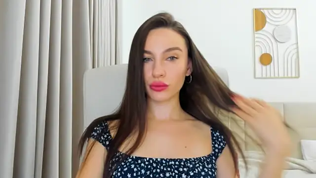 Sunshine Eva online show from October 10, 2025, 6:18 pm