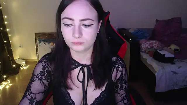 Laralianna online show from January 7, 2026, 2:03 am