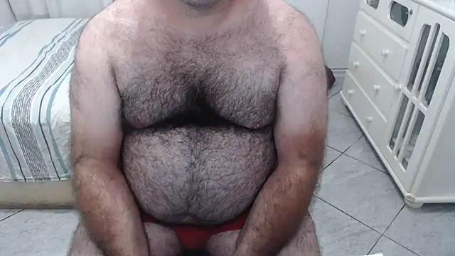 Snapshot of MysterBearMG chatting on January 6, 2025, 1:20 am MysterBearMG online show from January 6, 2025, 1:20 am