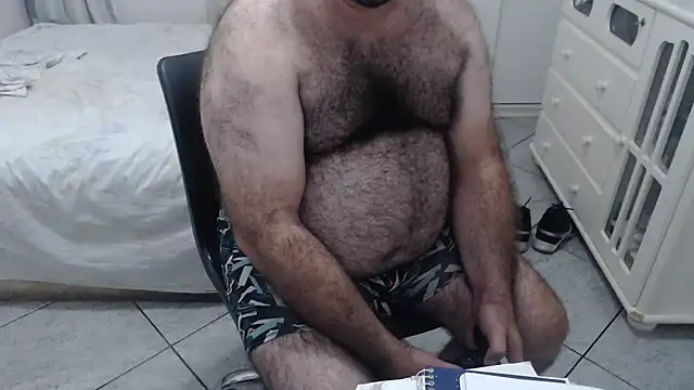 Snapshot of MysterBearMG chatting on February 15, 2025, 5:41 am MysterBearMG online show from February 15, 2025, 5:41 am