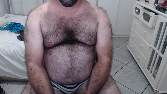 Snapshot of MysterBearMG chatting on March 15, 2025, 3:51 am MysterBearMG online show from March 15, 2025, 3:51 am