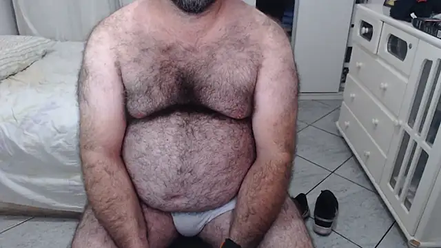 Snapshot of MysterBearMG chatting on March 18, 2025, 10:58 pm MysterBearMG online show from March 18, 2025, 10:58 pm