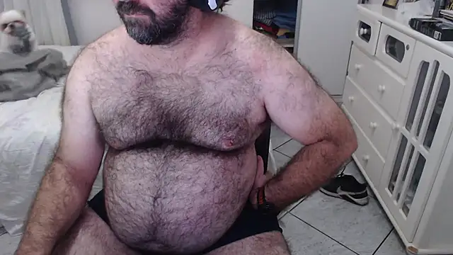 Snapshot of MysterBearMG chatting on March 22, 2025, 11:42 pm MysterBearMG online show from March 22, 2025, 11:42 pm