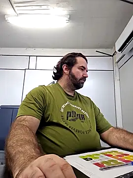 Snapshot of MysterBearMG chatting on October 13, 2025, 3:56 pm MysterBearMG online show from October 13, 2025, 3:56 pm