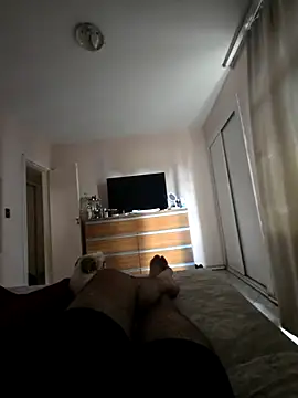 Snapshot of MysterBearMG chatting on October 25, 2025, 5:19 pm MysterBearMG online show from October 25, 2025, 5:19 pm