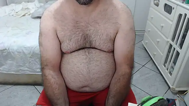 Snapshot of MysterBearMG chatting on November 1, 2025, 11:07 pm MysterBearMG online show from November 1, 2025, 11:07 pm